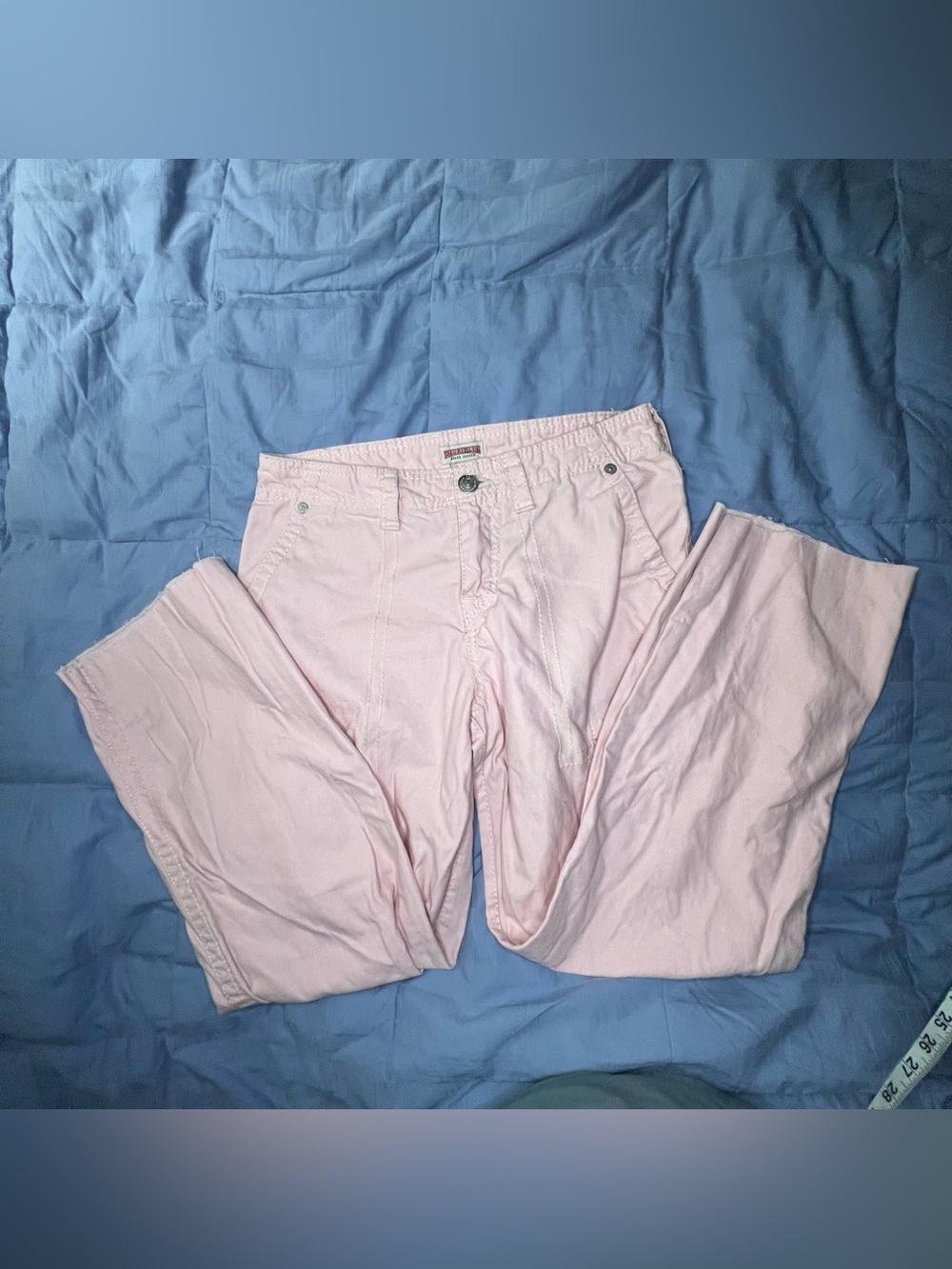 True Religion Women's Big T Cargo Pants Strawberry Y2K style